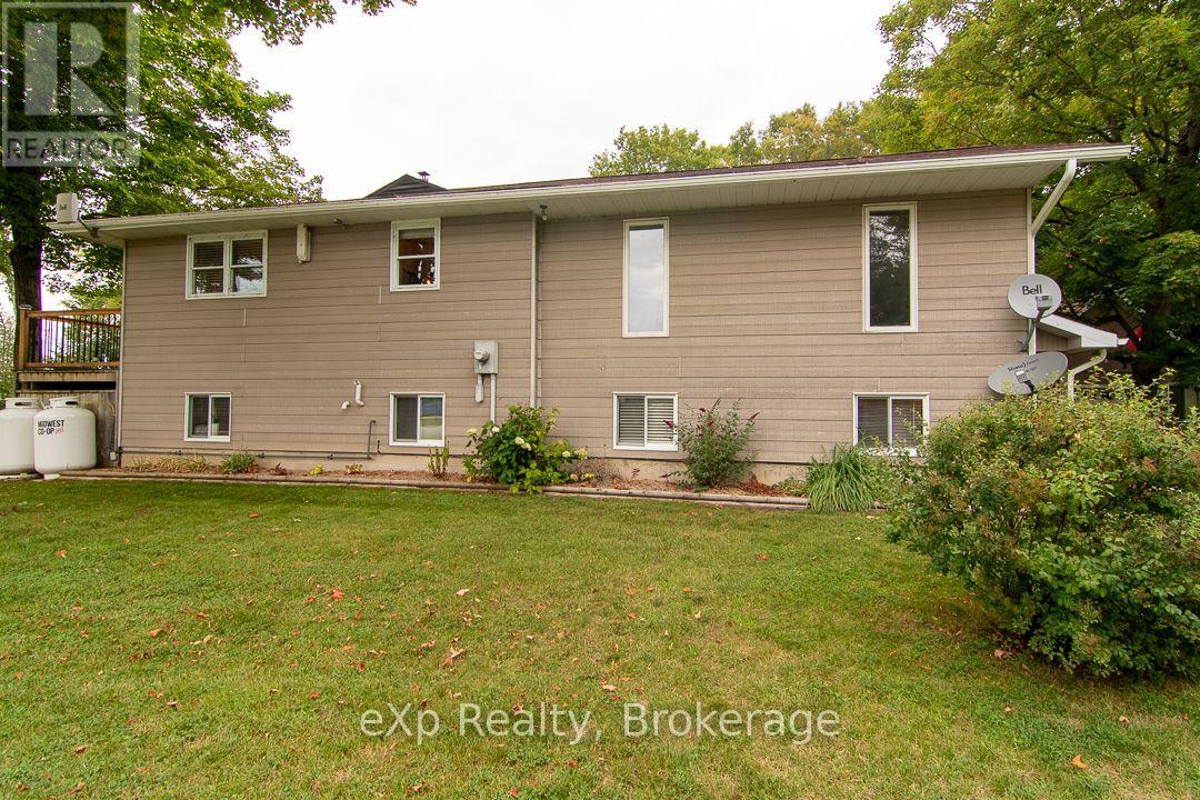 92 Parkside Avenue, South Bruce Peninsula, Ontario  N0H 2T0 - Photo 27 - X13729714