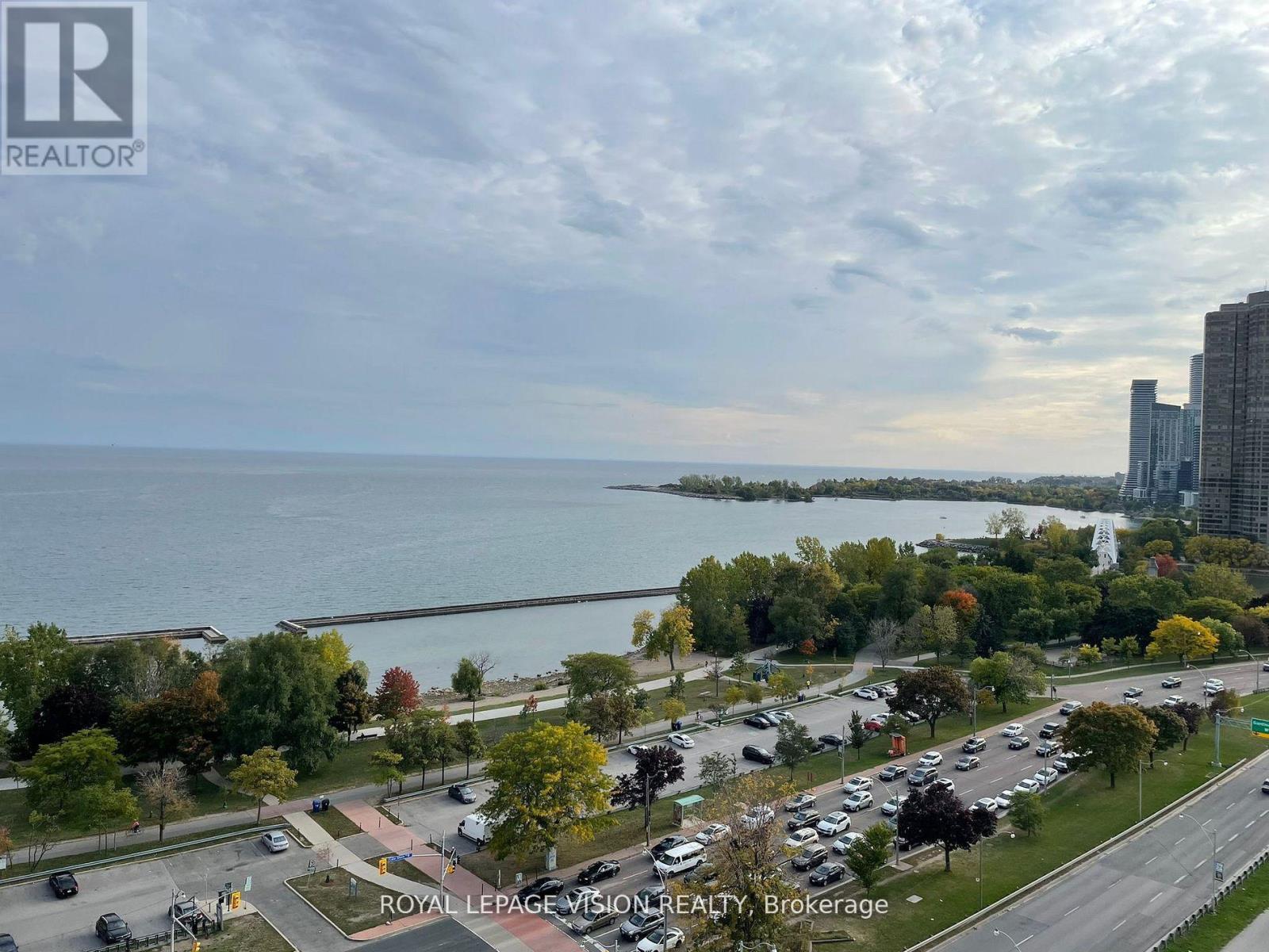 1715 - 1928 Lake Shore Boulevard W, Toronto, Ontario  M6S 0B1 - Photo 6 - W13729700