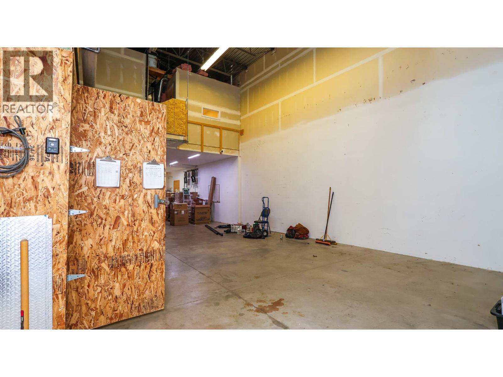 470 Neave Court Unit# 104, Kelowna, British Columbia  V1V 2M2 - Photo 17 - 10398901