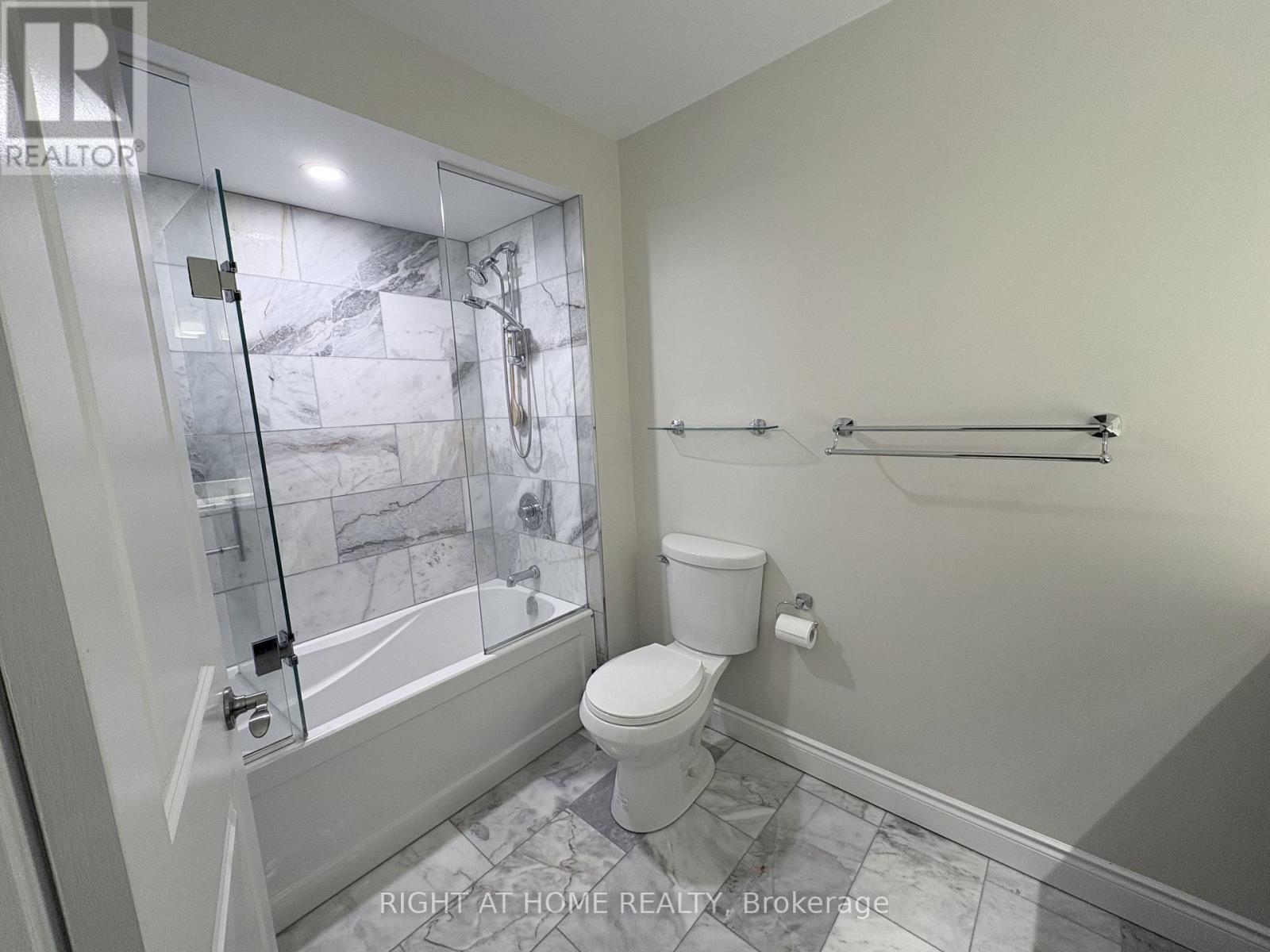 2 Stornwood Court, Brampton, Ontario  L6W 4H4 - Photo 21 - W13728246