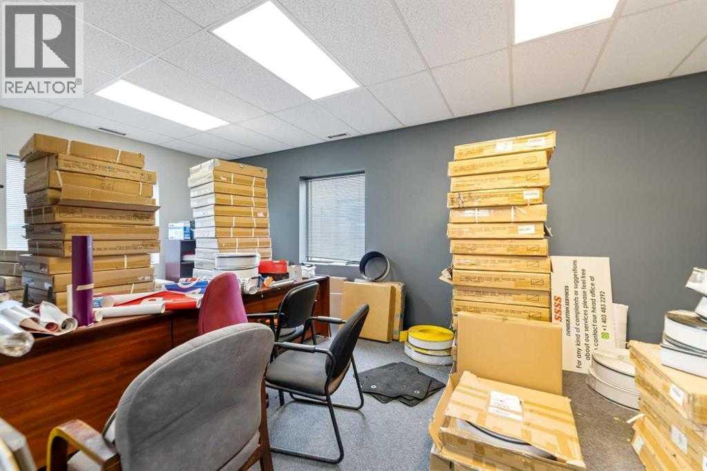 4852 50 Avenue NE, Calgary, Alberta  T3J 4L8 - Photo 7 - A2308965