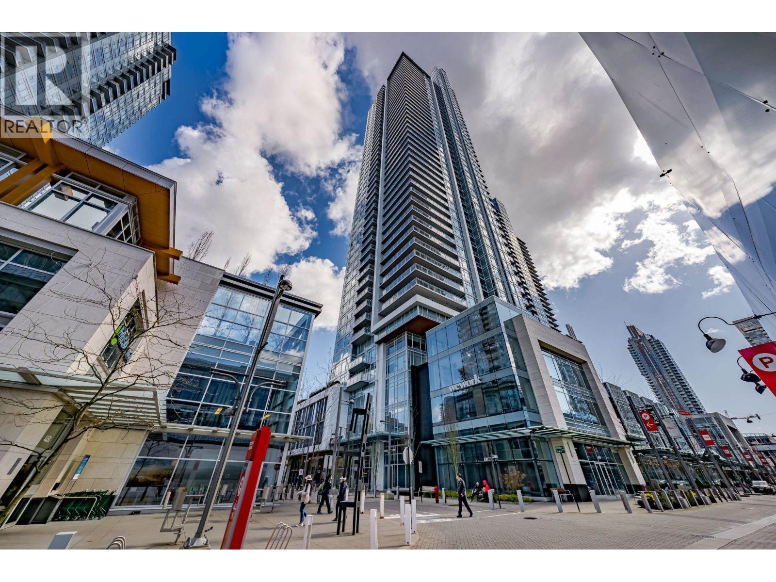 910 4670 ASSEMBLY WAY, burnaby, British Columbia