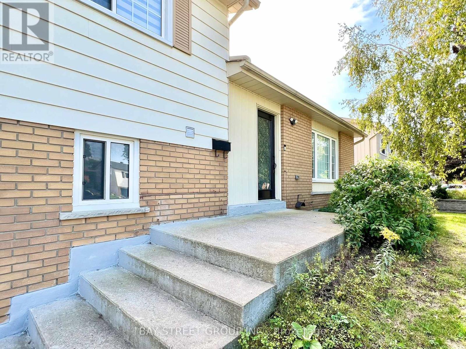 93 Parkway Avenue, Markham, Ontario  L3P 2H1 - Photo 5 - N13729722