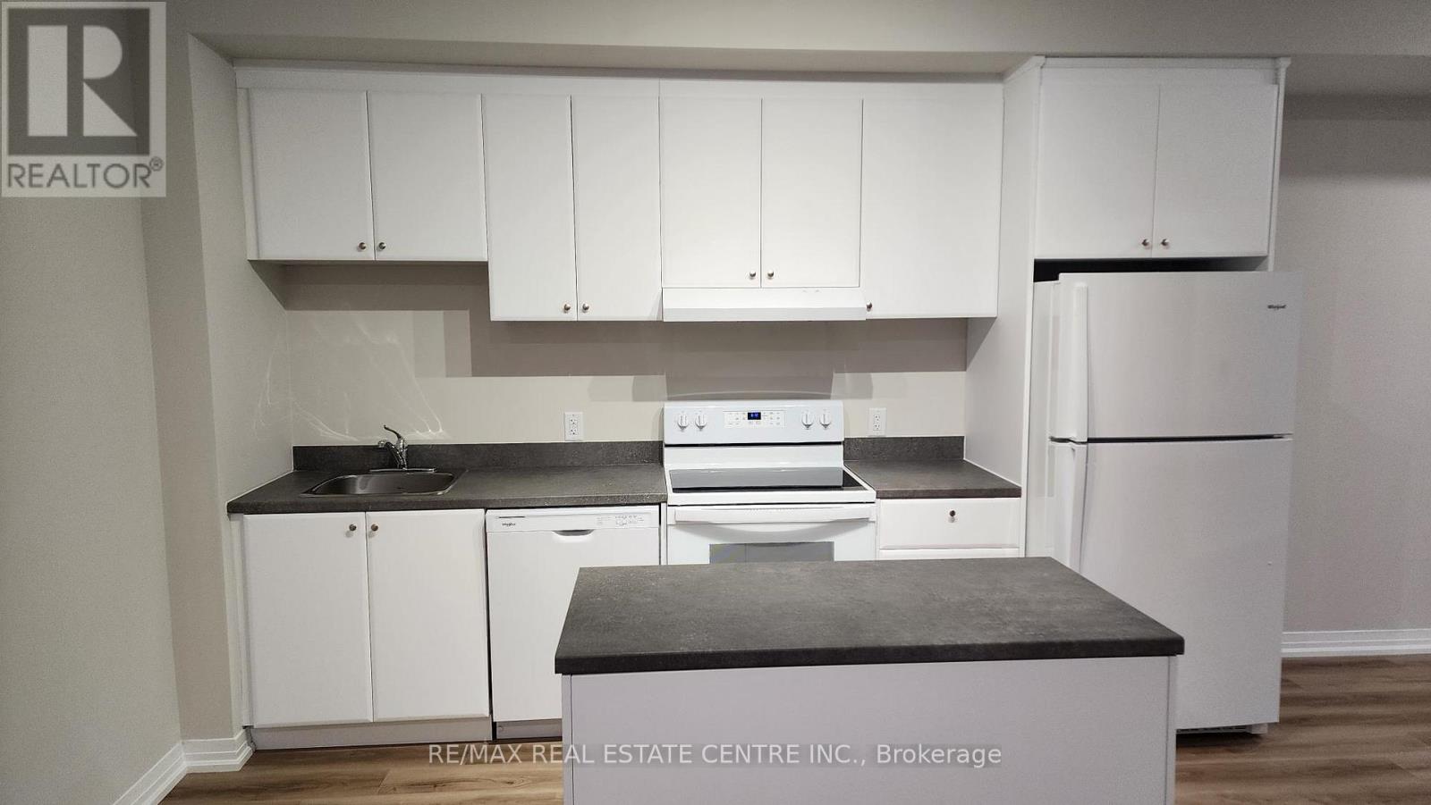 137 - 50 Herrick Street, St. Catharines, Ontario  L2P 2T9 - Photo 2 - X13729726