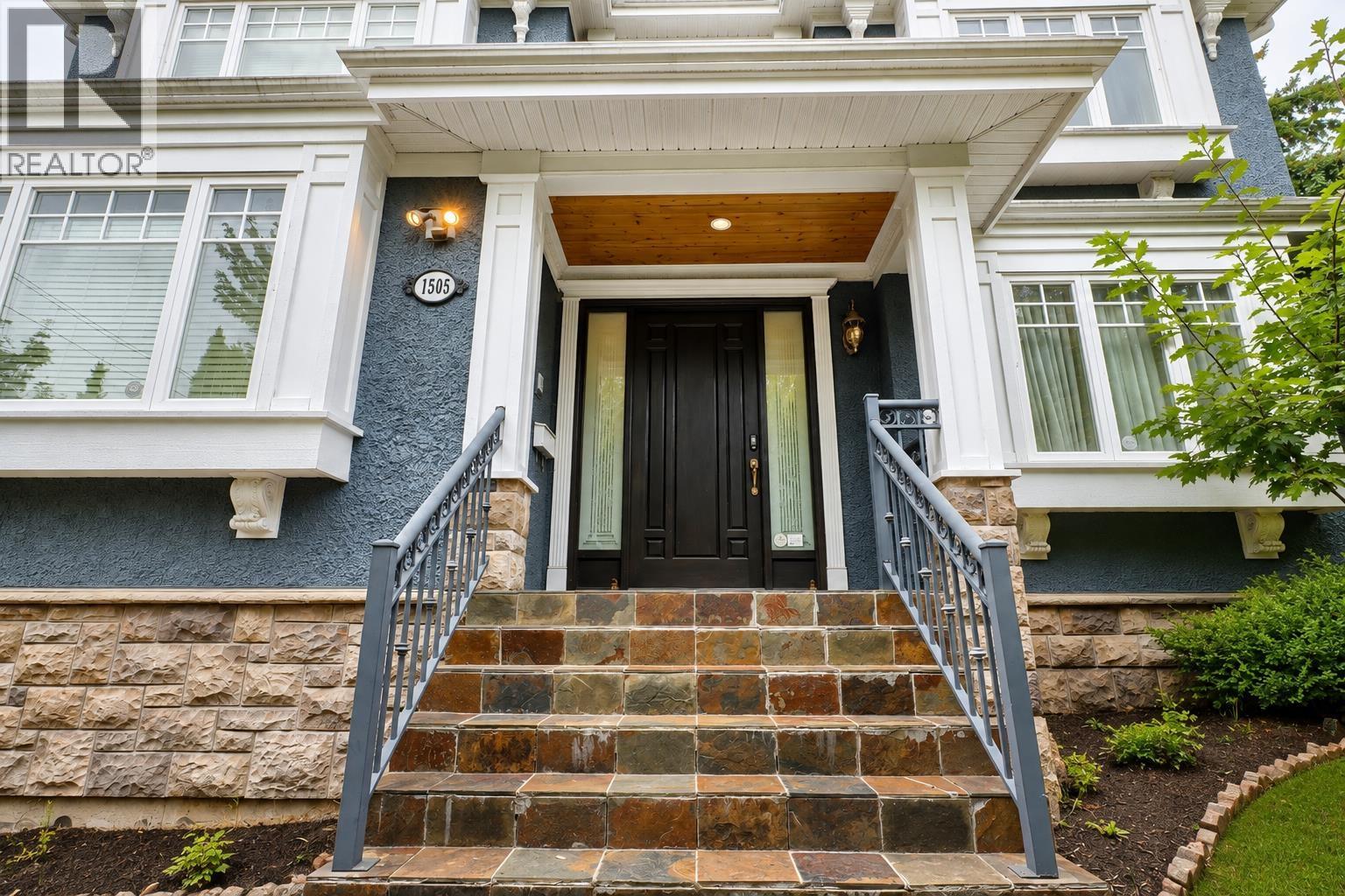 1505 W 62nd Avenue, Vancouver, British Columbia  V6P 2E8 - Photo 1 - R3159917