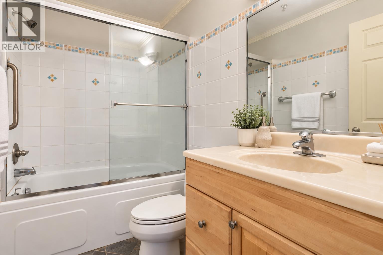 1505 W 62nd Avenue, Vancouver, British Columbia V6P 2E8 - Photo 29 - R3159917