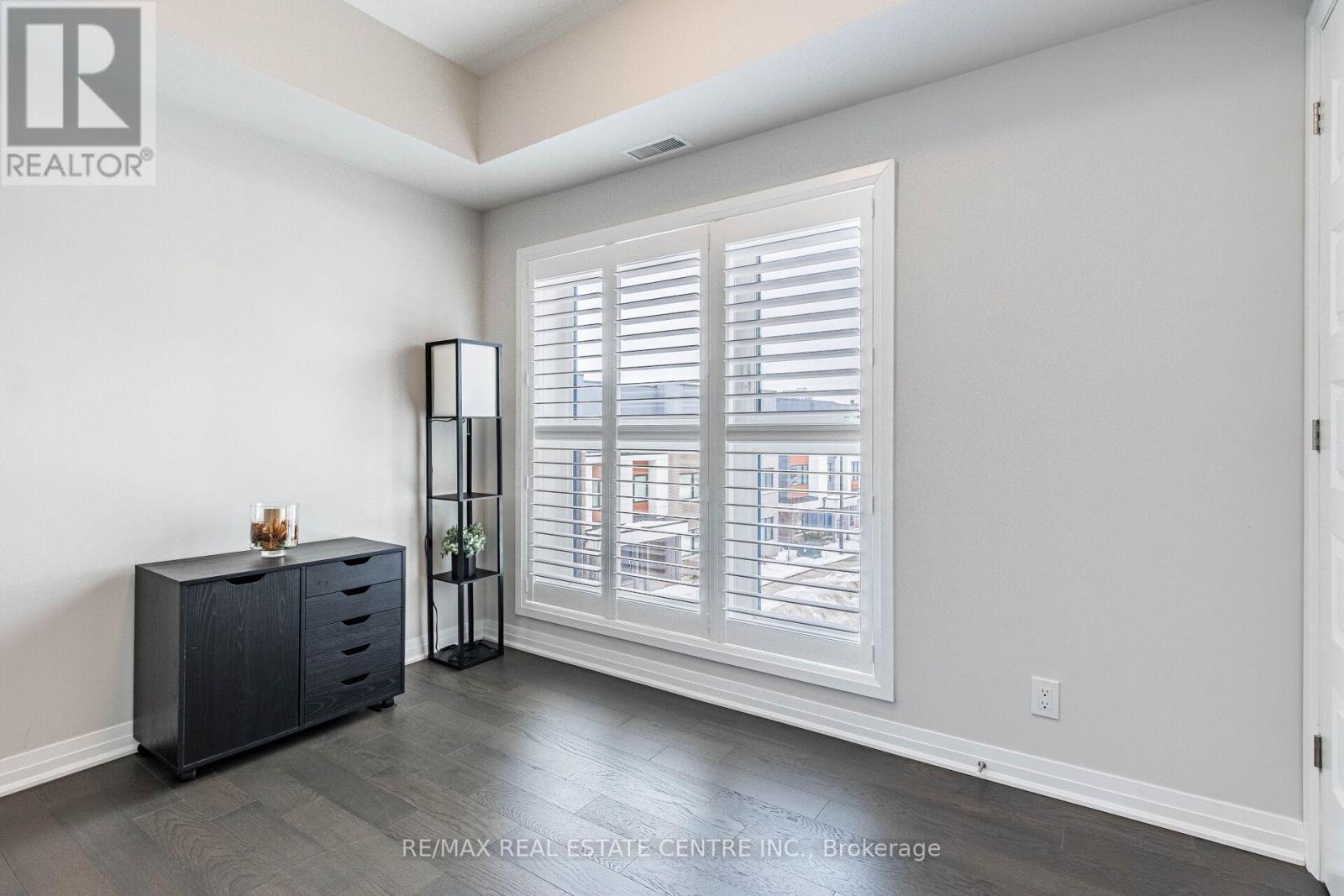 330 - 128 Grovewood Common, Oakville, Ontario  L6H 0X3 - Photo 14 - W13729762