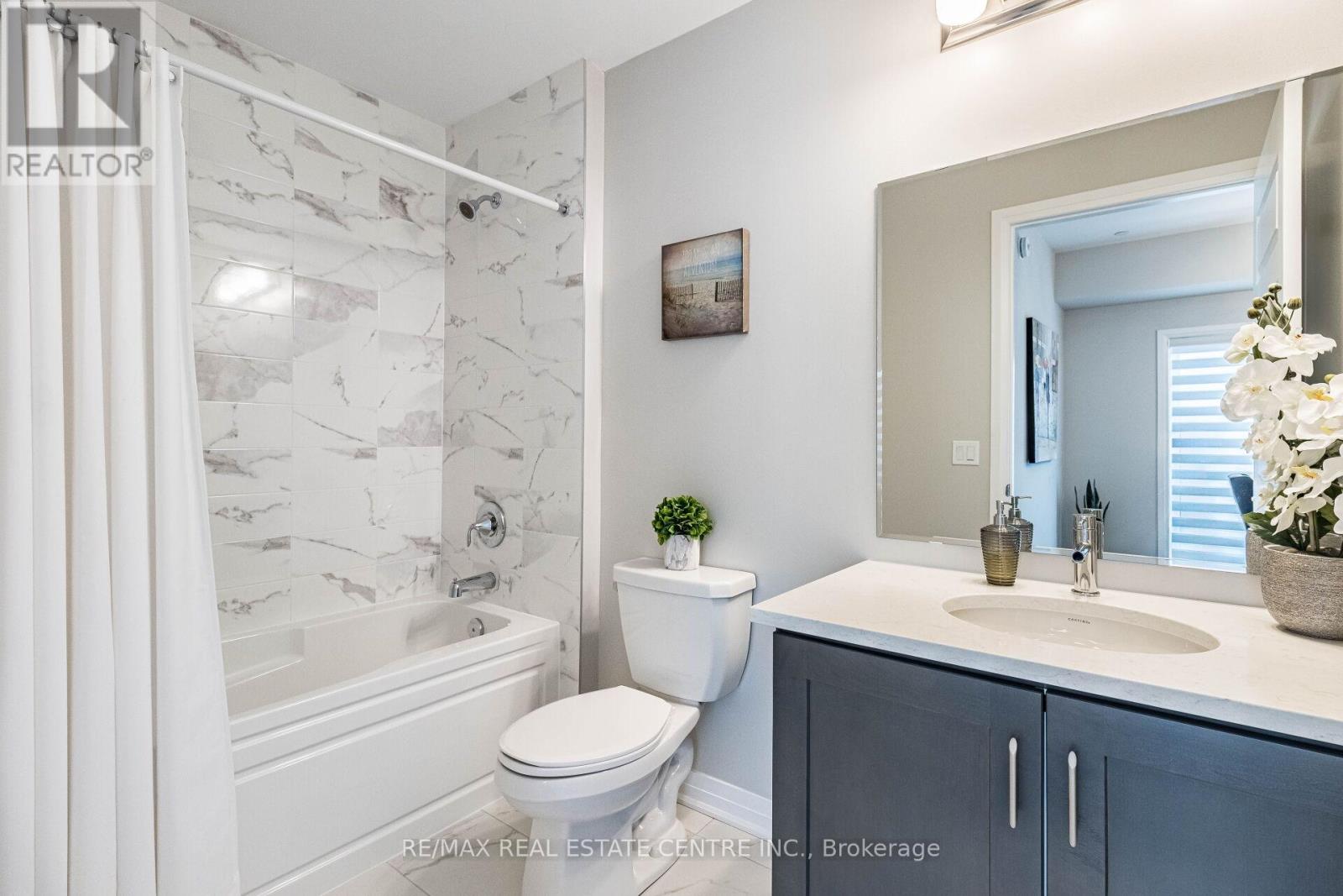 330 - 128 Grovewood Common, Oakville, Ontario  L6H 0X3 - Photo 15 - W13729762