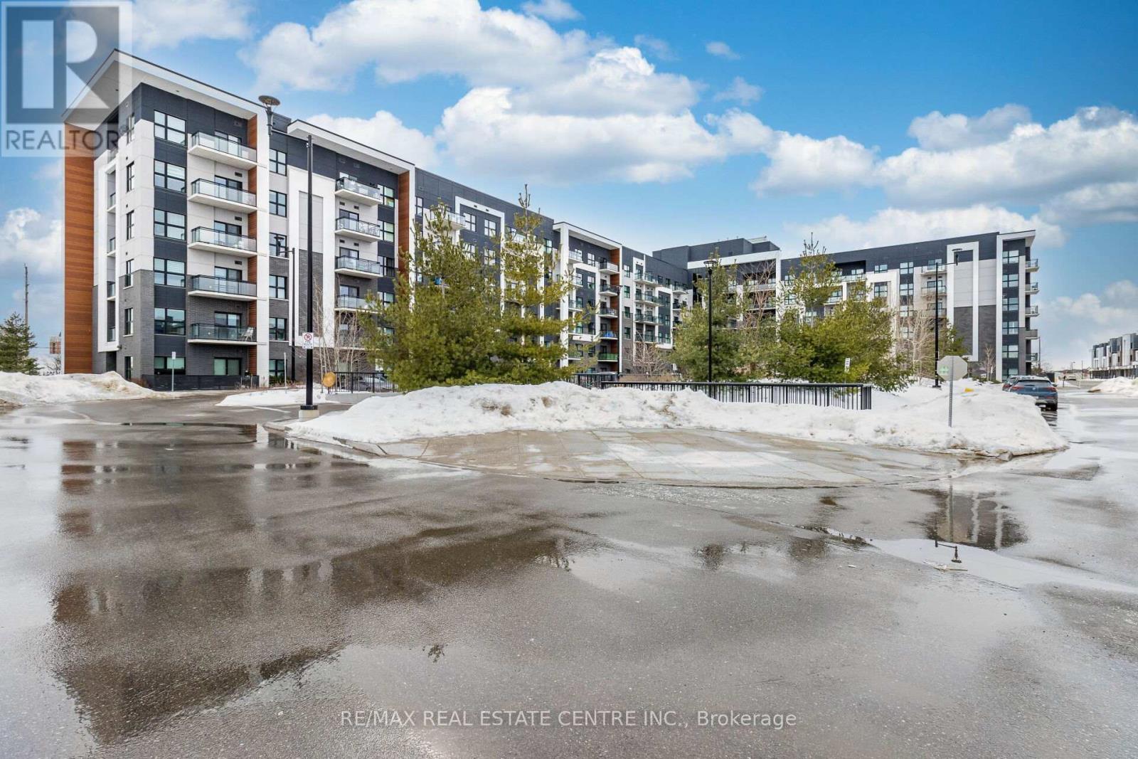 330 - 128 Grovewood Common, Oakville, Ontario  L6H 0X3 - Photo 21 - W13729762