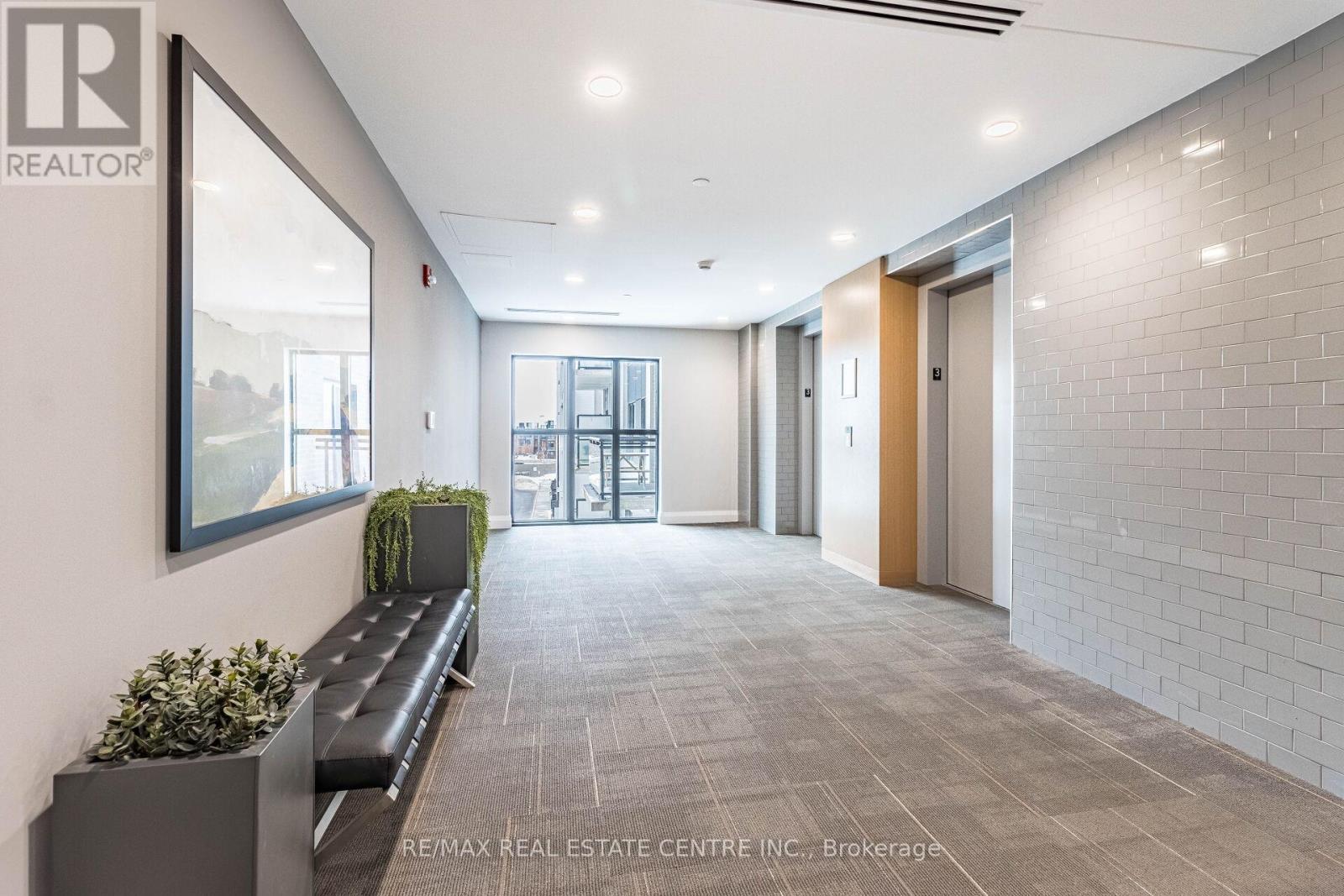 330 - 128 Grovewood Common, Oakville, Ontario  L6H 0X3 - Photo 5 - W13729762
