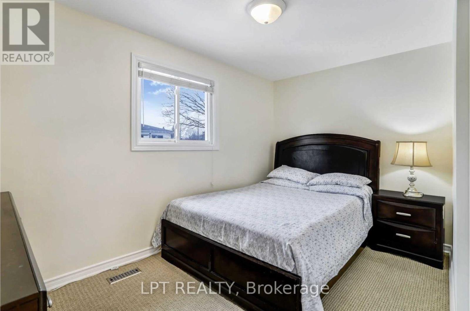 Upper- 451 Brigadoon Drive, Hamilton, Ontario  L9C 6C8 - Photo 9 - X13729754