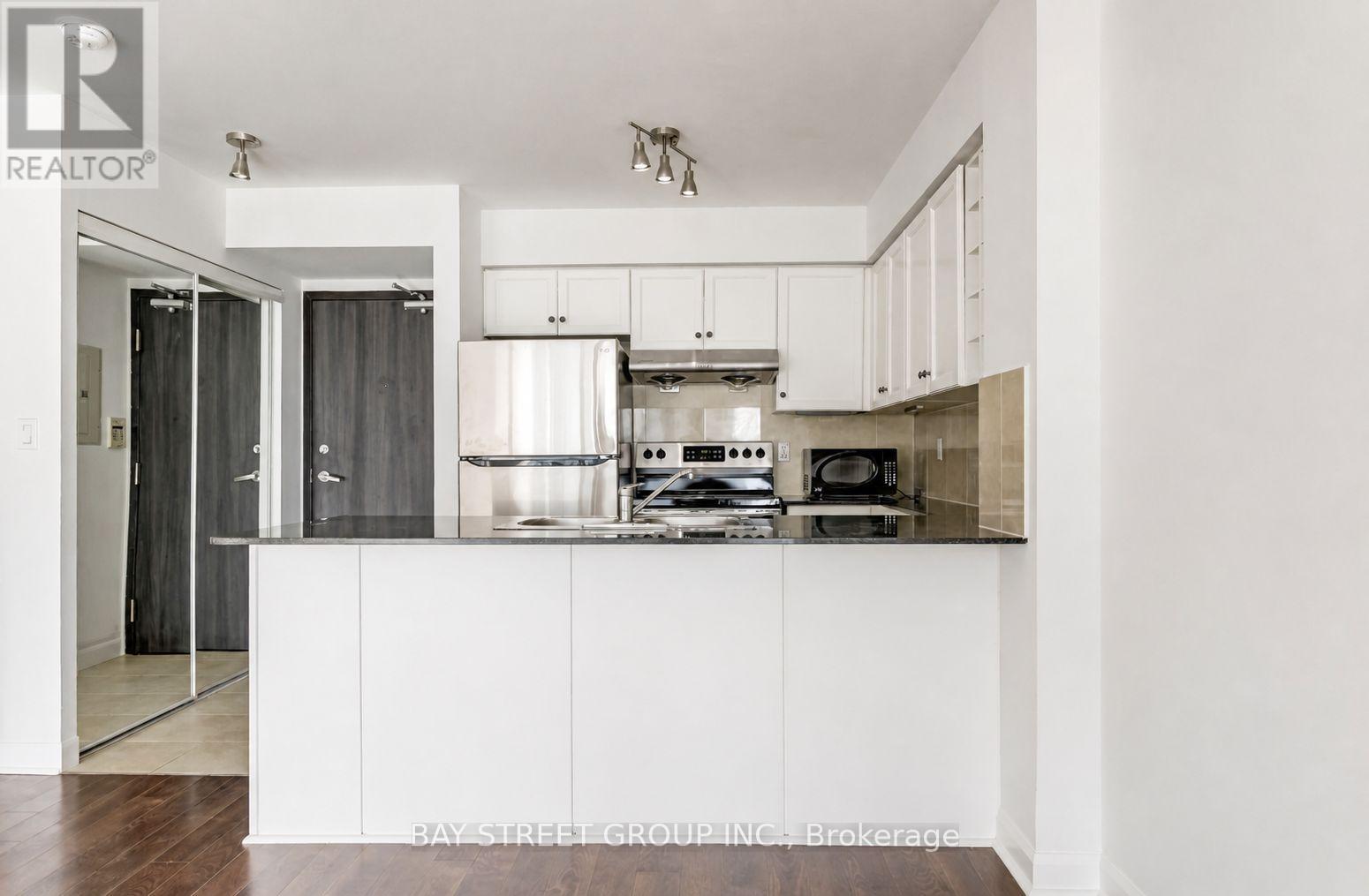 2006 - 210 Victoria Street, Toronto, Ontario  M5B 2R3 - Photo 11 - C13729664