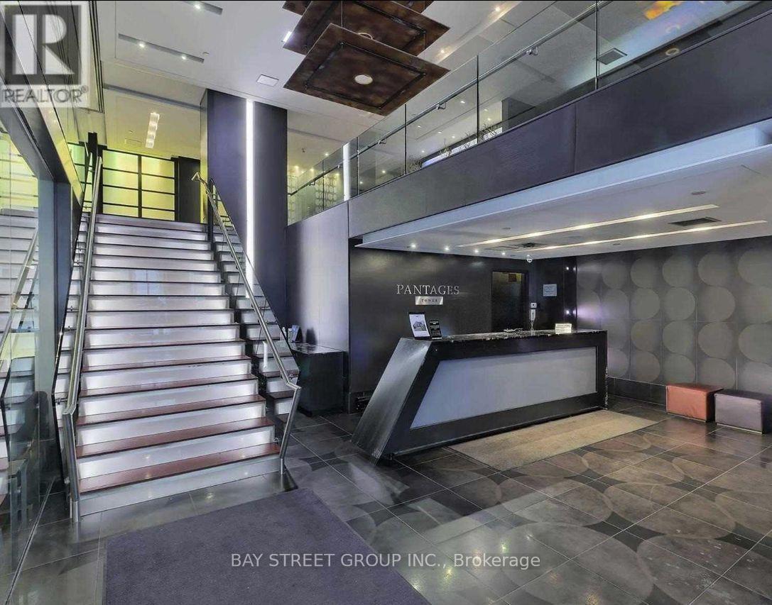 2006 - 210 Victoria Street, Toronto, Ontario  M5B 2R3 - Photo 3 - C13729664