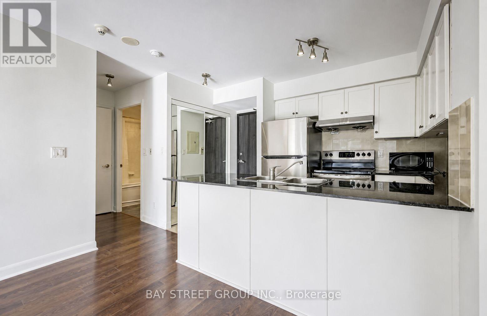 2006 - 210 Victoria Street, Toronto, Ontario  M5B 2R3 - Photo 10 - C13729664