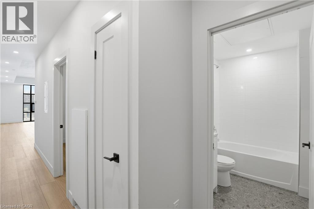 24 Augusta Street Unit# 504, Hamilton, Ontario  L8N 1P7 - Photo 4 - 40859627