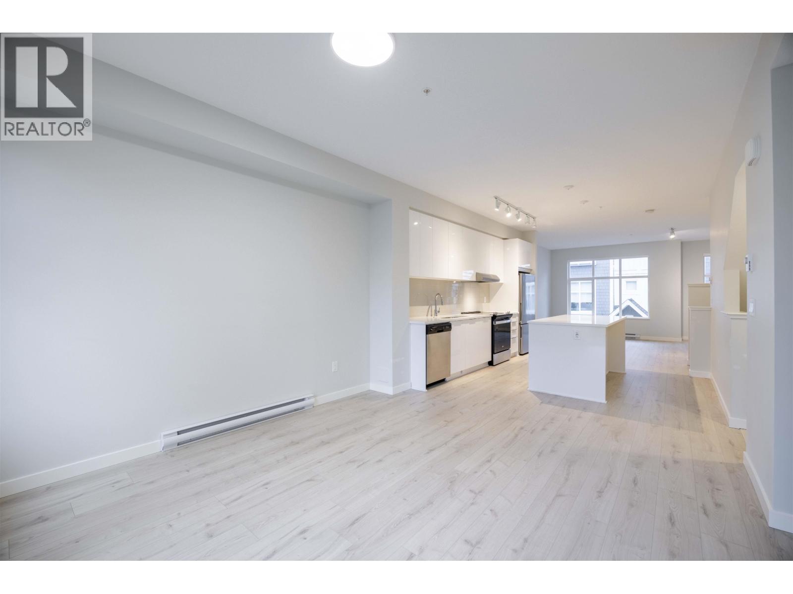 1060 11280 Pazarena Place, Maple Ridge, British Columbia  V2X 9H8 - Photo 7 - R3160173