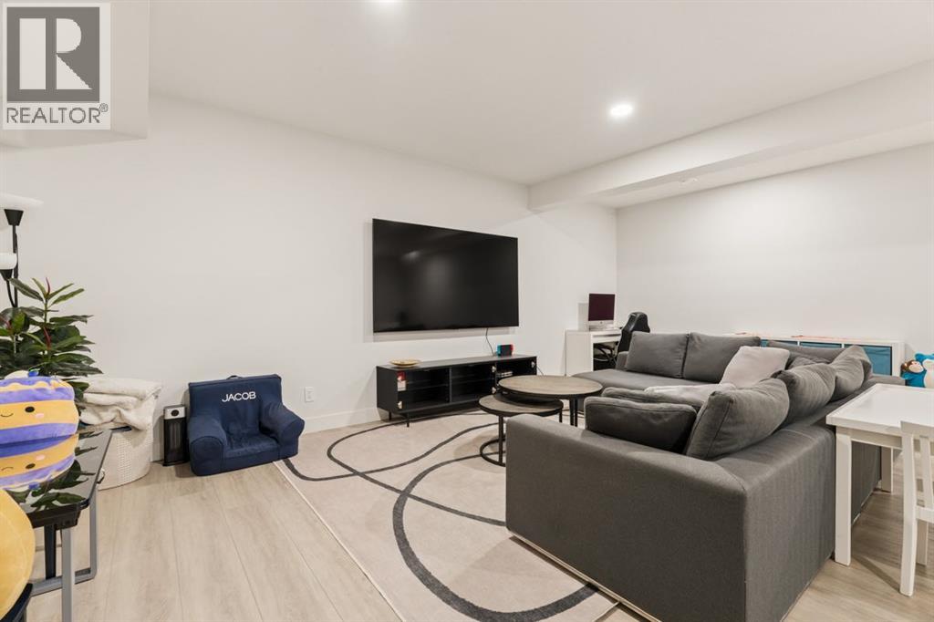 1129 Cranbrook Gardens Se, Calgary, Alberta  T3M 3L3 - Photo 37 - A2340150