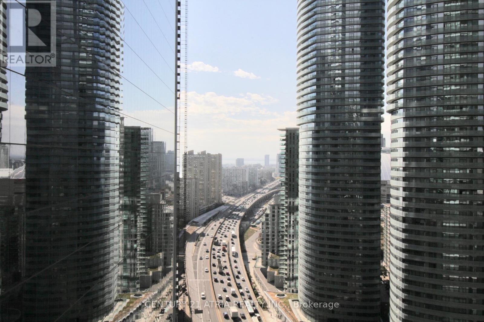 2510 - 100 Harbour Street, Toronto, Ontario  M5J 0B5 - Photo 11 - C13729780