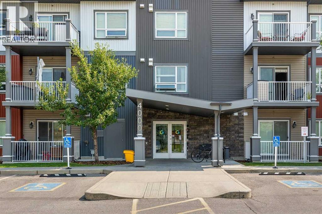 4201, 5305 32 Avenue SW, Calgary, Alberta