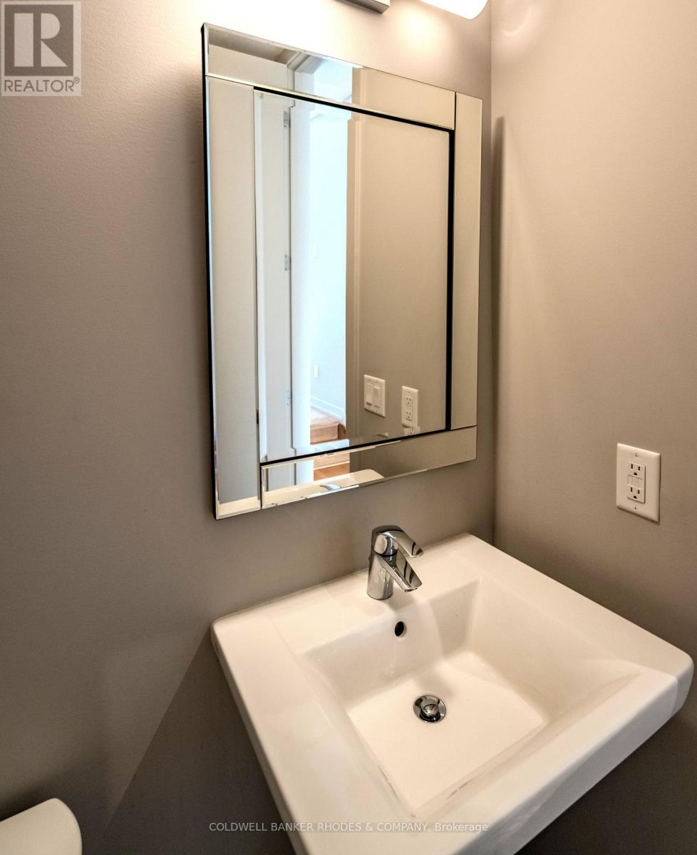 806 Carnelian Crescent, Ottawa, Ontario  K1X 0A8 - Photo 5 - X13729776