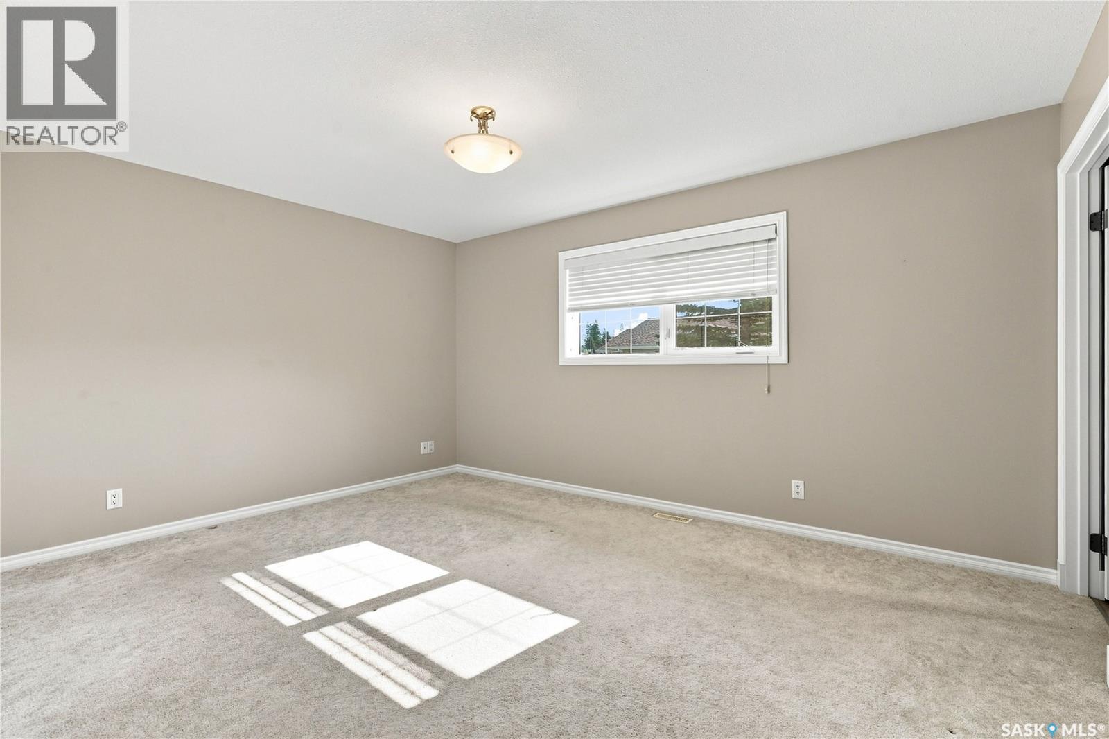 5012 Central Avenue, Waldheim, Saskatchewan  S0K 4R0 - Photo 23 - SK047008