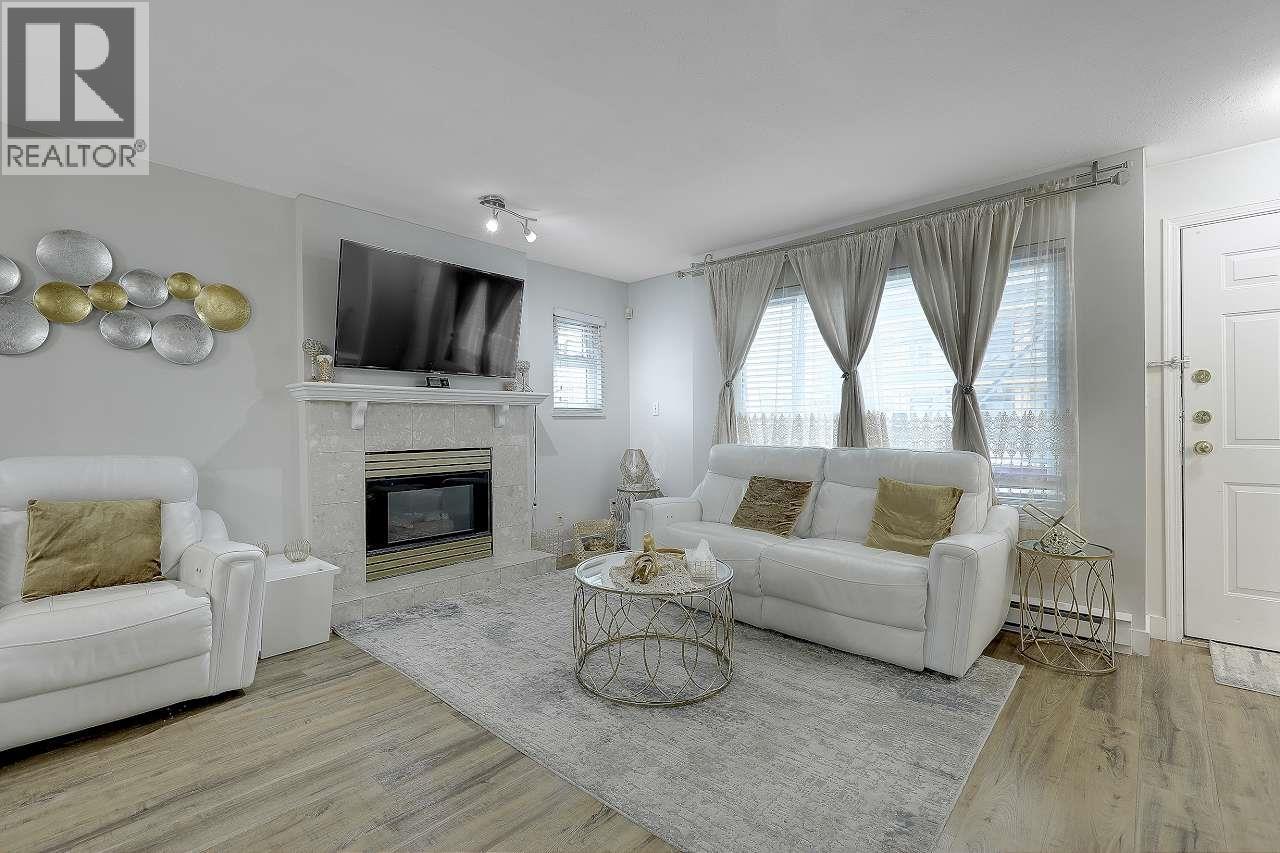209 3978 Albert Street, Burnaby, British Columbia  V5C 2E1 - Photo 2 - R3159696