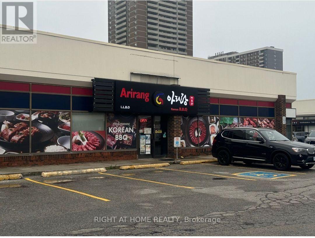 24 - 180 Steeles Avenue W, Vaughan, Ontario  L4J 2L1 - Photo 3 - N13729808