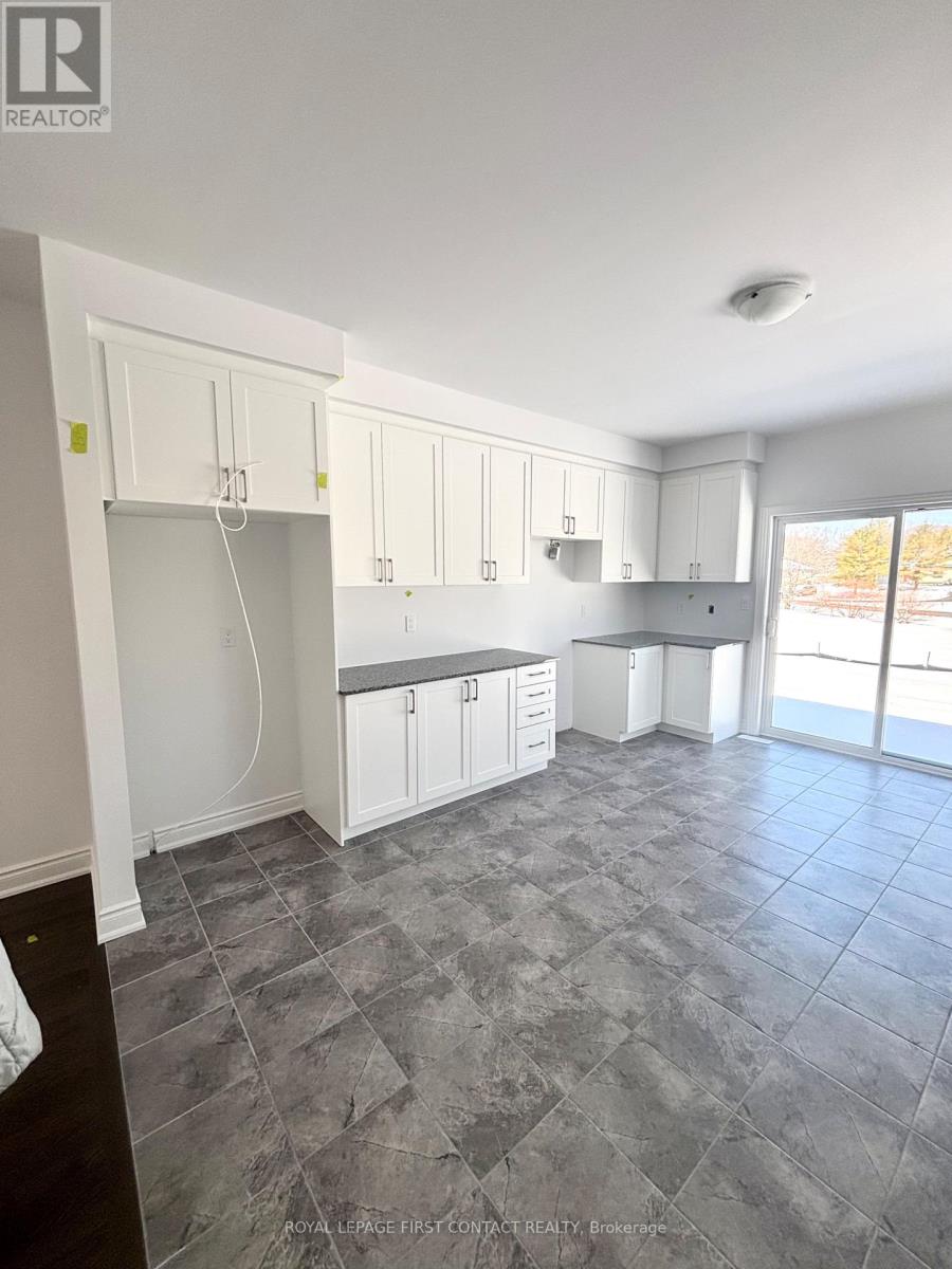 6 Misty Ridge Road, Wasaga Beach, Ontario  L9Z 0R8 - Photo 3 - S13729798