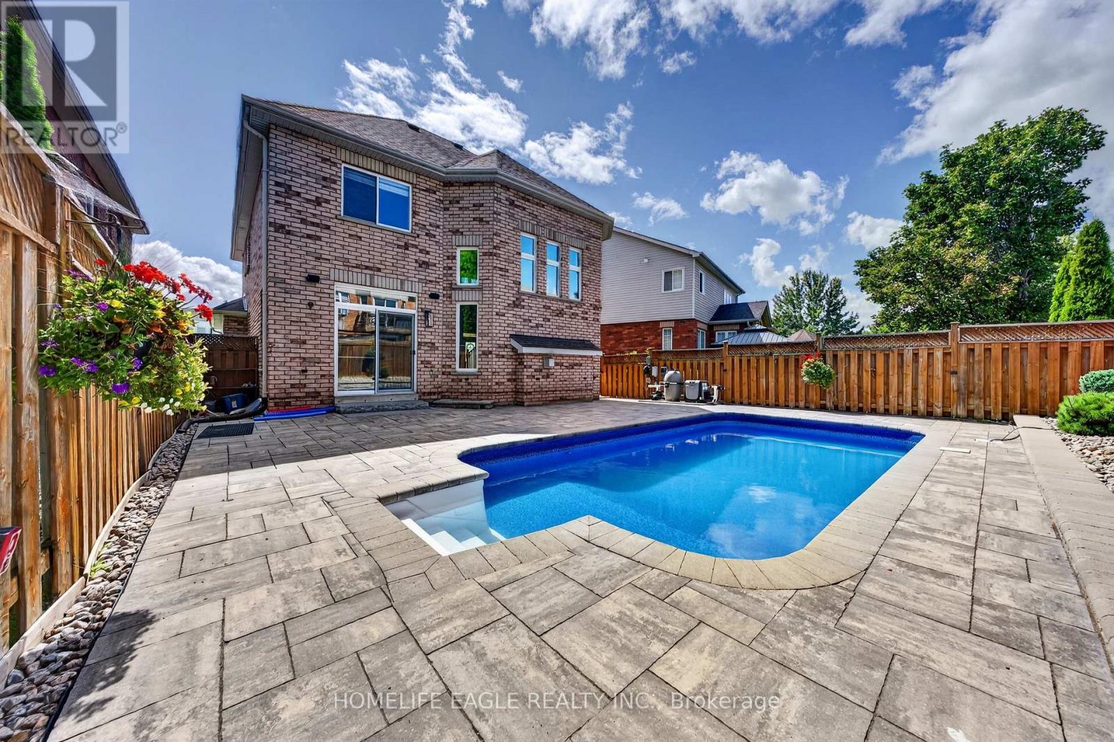 12 Kensington Trail, Barrie, Ontario  L4N 0K5 - Photo 3 - S13729810