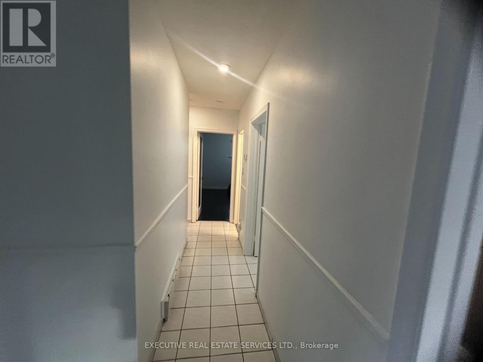 41 Ludgate Drive, Toronto, Ontario  M9W 2Y2 - Photo 8 - W13729800
