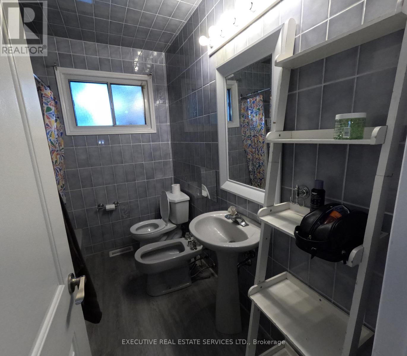 41 Ludgate Drive, Toronto, Ontario  M9W 2Y2 - Photo 9 - W13729800