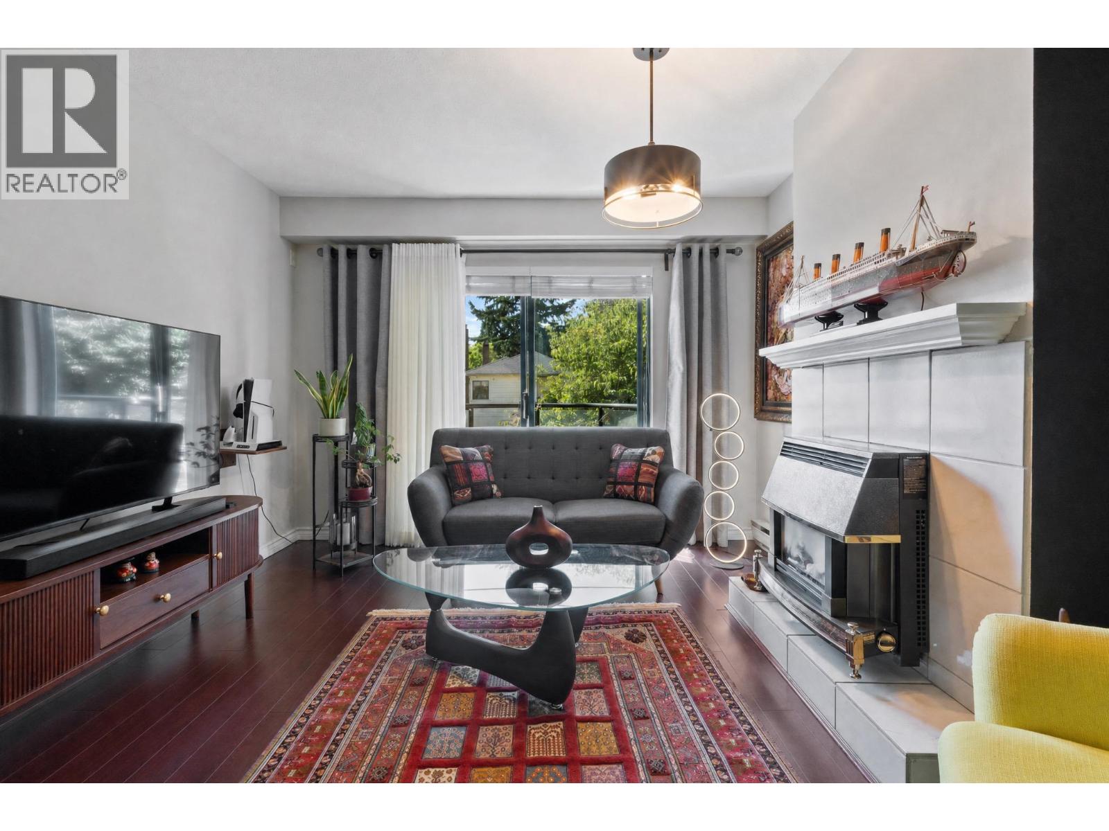 203 988 W 16th Avenue, Vancouver, British Columbia  V5Z 1T2 - Photo 2 - R3159892