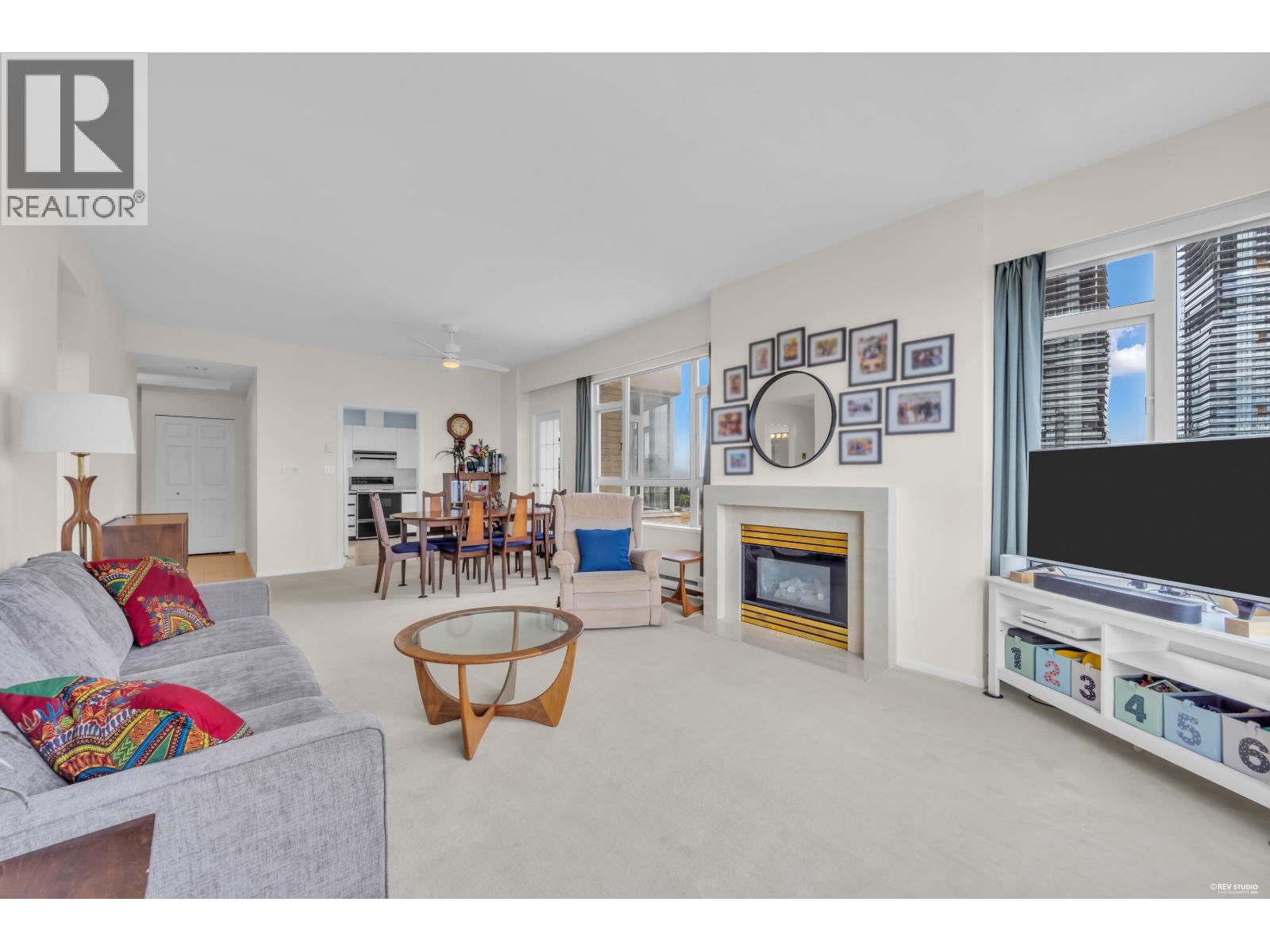 901 6521 Bonsor Avenue, Burnaby, British Columbia  V5H 4N3 - Photo 5 - R3160187