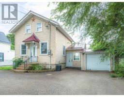 120 QUEEN STREET, Smiths Falls, Ontario
