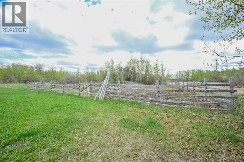 31050 43 Highway, Bezanson, Alberta  T0H 0G0 - Photo 30 - A2312033
