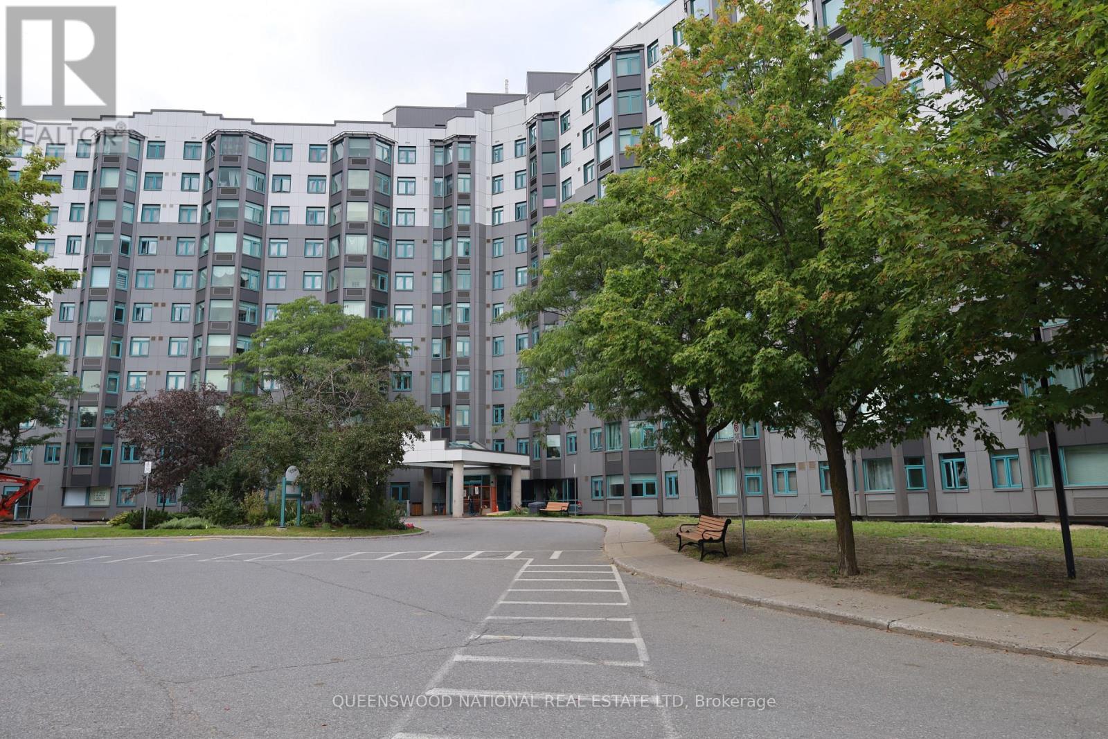 901 - 1025 Grenon Avenue, Ottawa, Ontario  K2B 8S5 - Photo 2 - X13729872