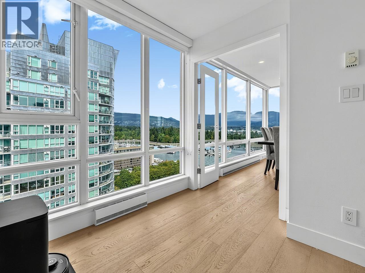 1901 590 Nicola Street, Vancouver, British Columbia  V6G 3J8 - Photo 5 - R3159621