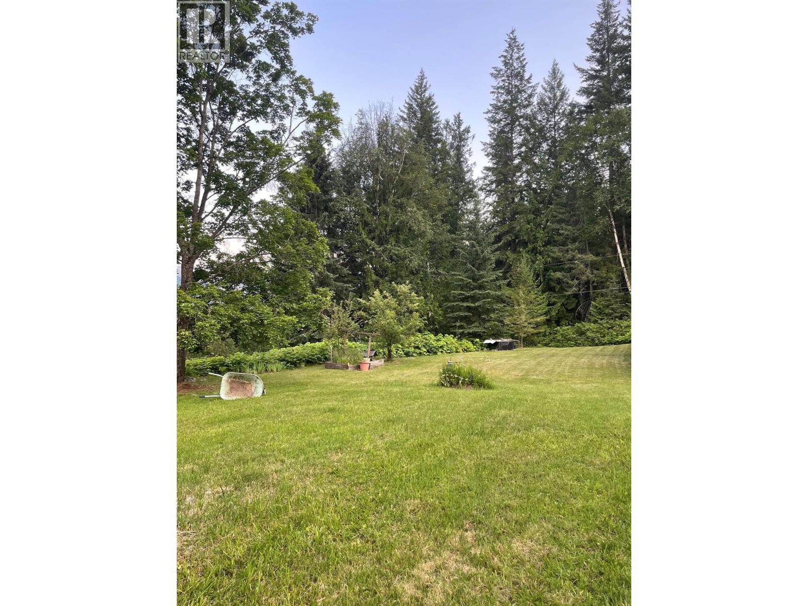 3360 Yellowhead Highway, Clearwater, British Columbia V0E 3A0 - Photo 28 - 10399339