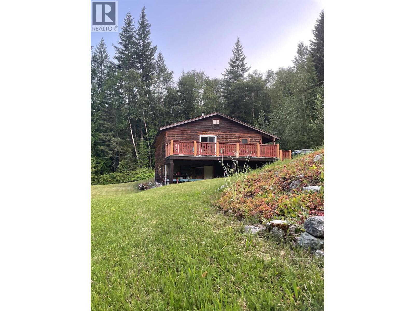 3360 Yellowhead Highway, Clearwater, British Columbia V0E 3A0 - Photo 16 - 10399339