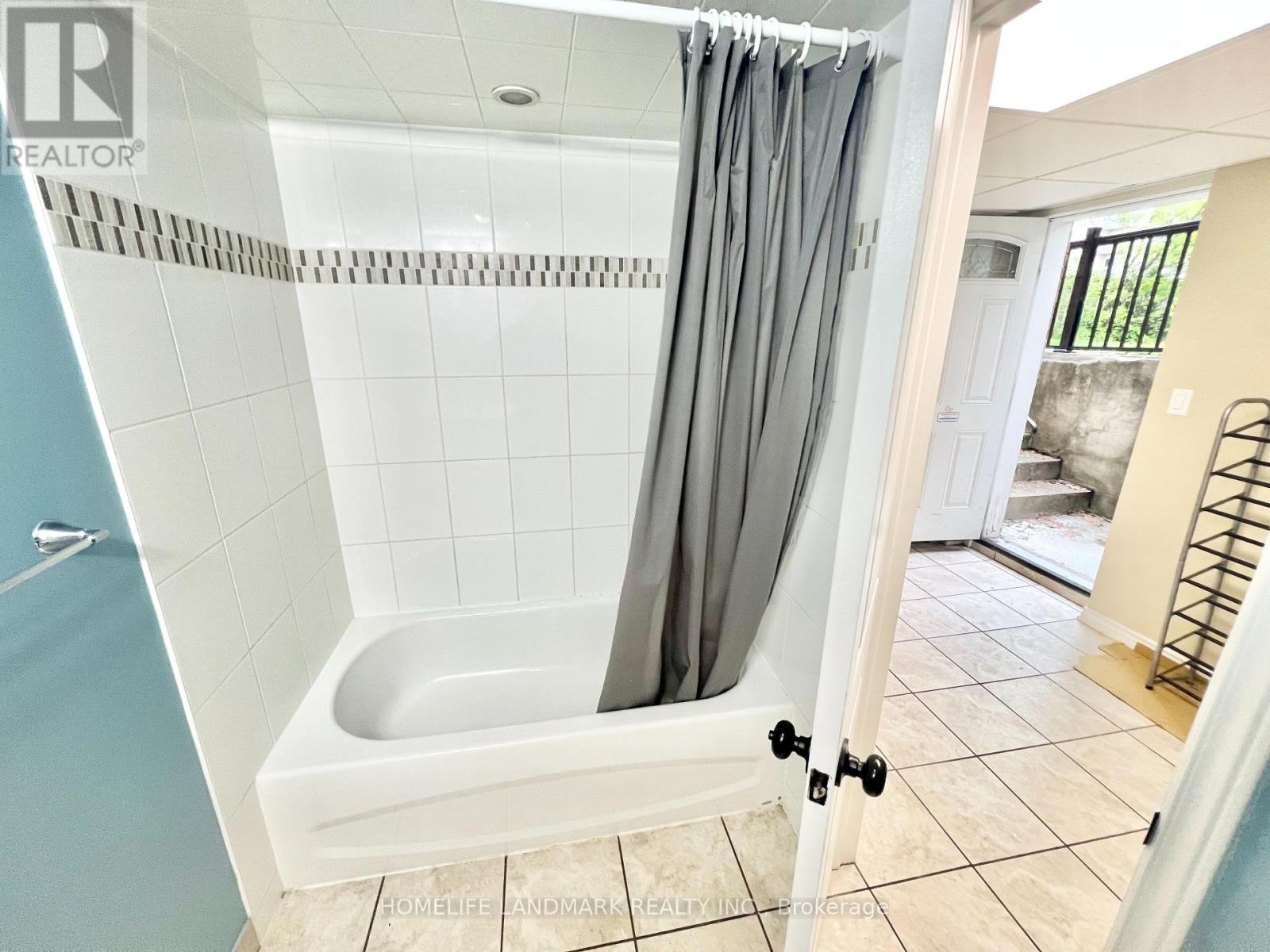 159 Cocksfield Avenue, Toronto, Ontario M3H 3T4 - Photo 14 - C13729812