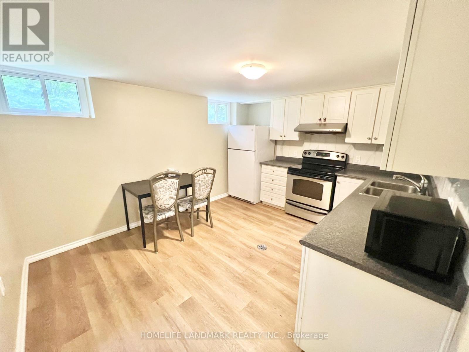 159 Cocksfield Avenue, Toronto, Ontario M3H 3T4 - Photo 15 - C13729812