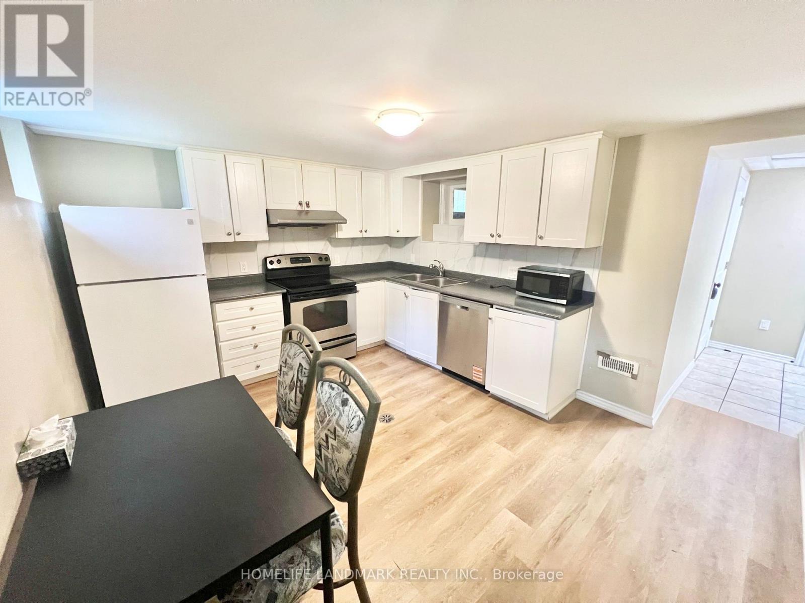 159 Cocksfield Avenue, Toronto, Ontario M3H 3T4 - Photo 16 - C13729812