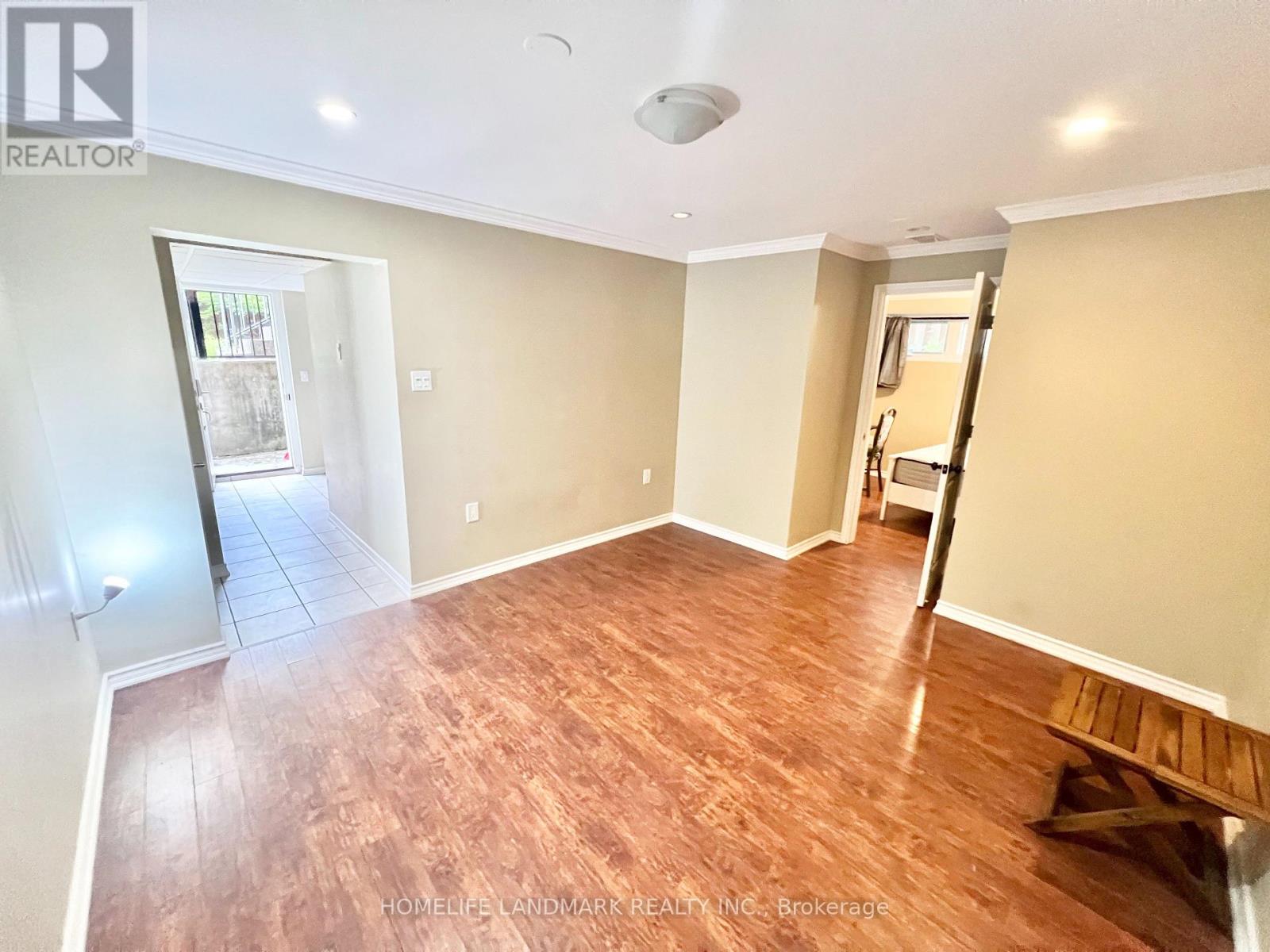 159 Cocksfield Avenue, Toronto, Ontario M3H 3T4 - Photo 6 - C13729812