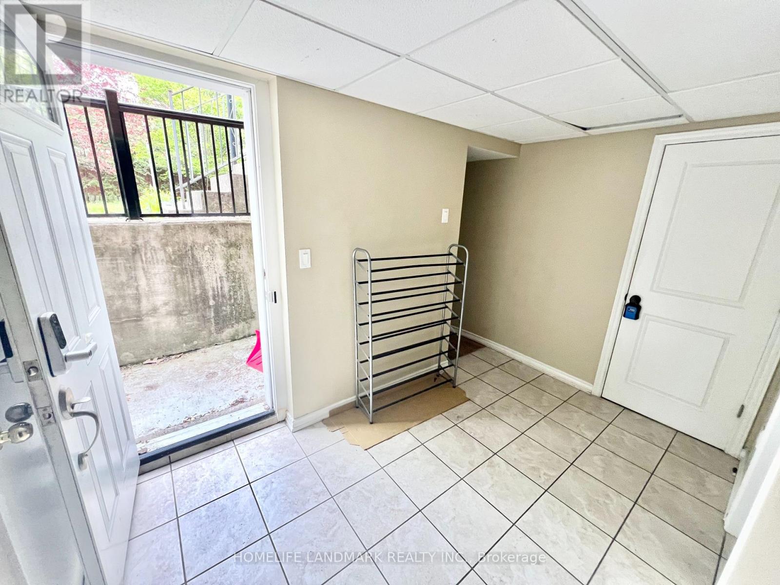 159 Cocksfield Avenue, Toronto, Ontario M3H 3T4 - Photo 8 - C13729812