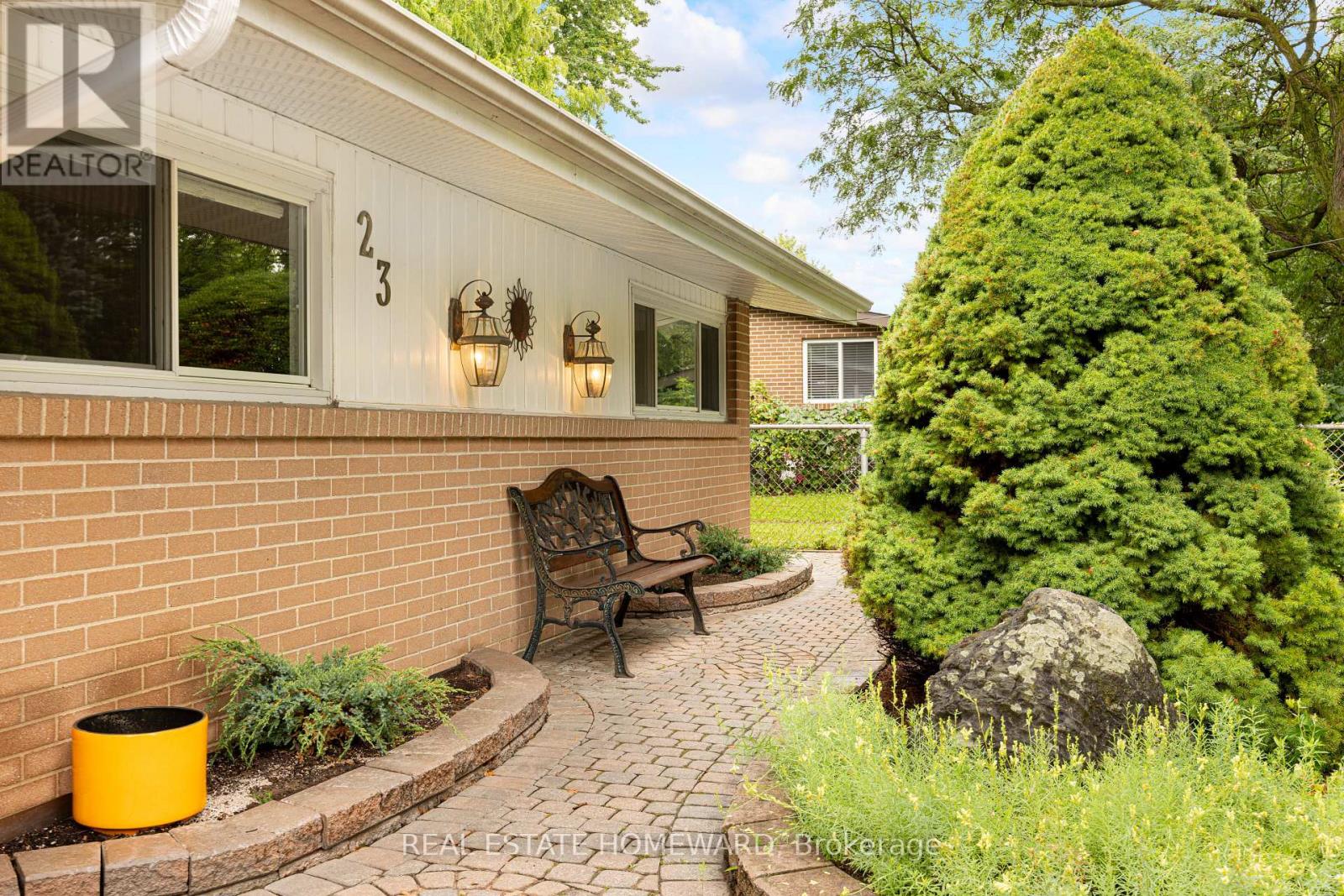 23 Norbury Crescent, Toronto, Ontario M1P 3J7 - Photo 24 - E13729834