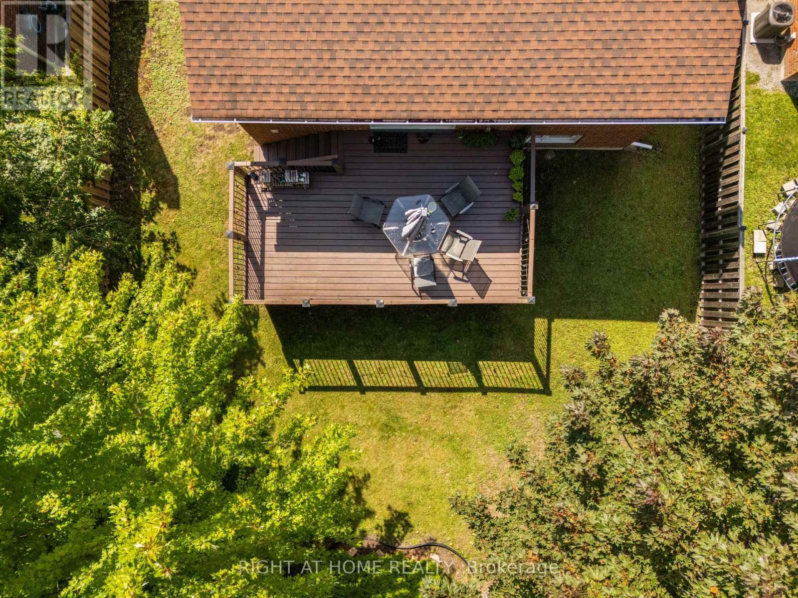 262 Yorkshire Drive, Newmarket, Ontario  L3Y 6J7 - Photo 25 - N13729826