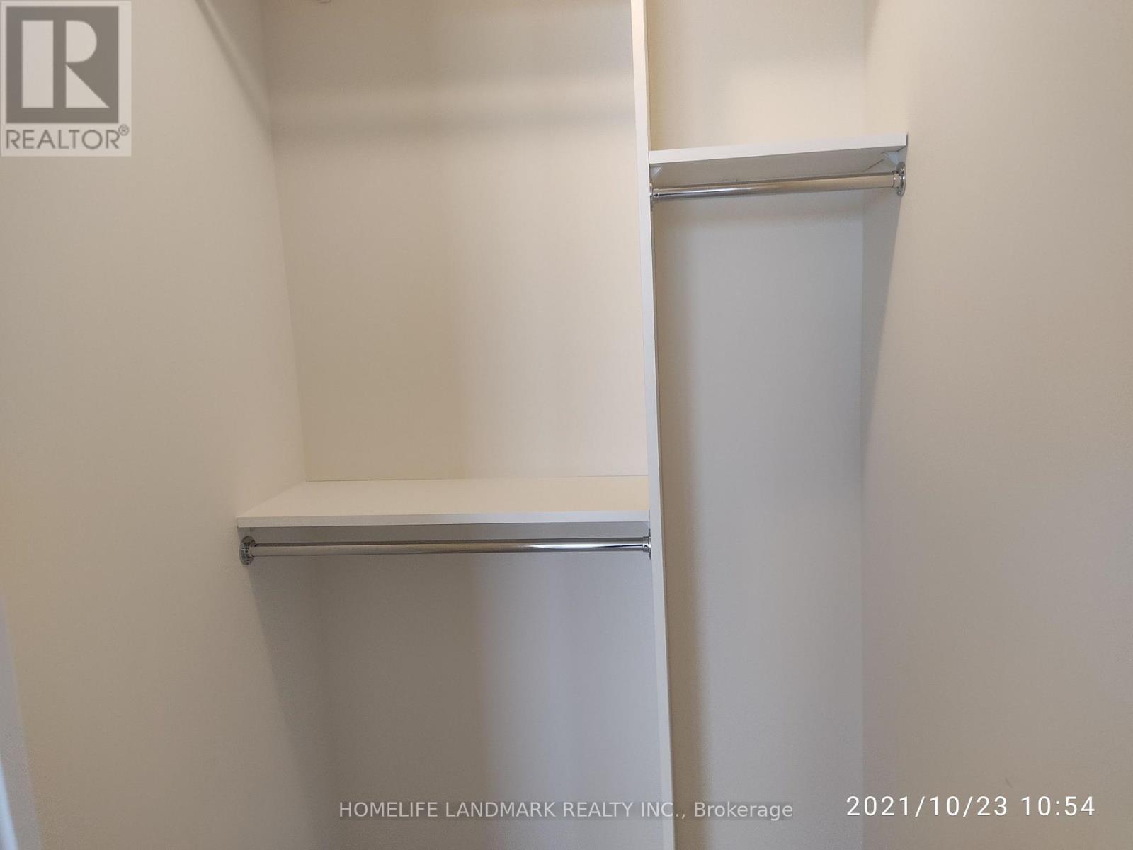 2001 - 9085 Jane Street, Vaughan, Ontario  L4K 0L8 - Photo 3 - N13729850