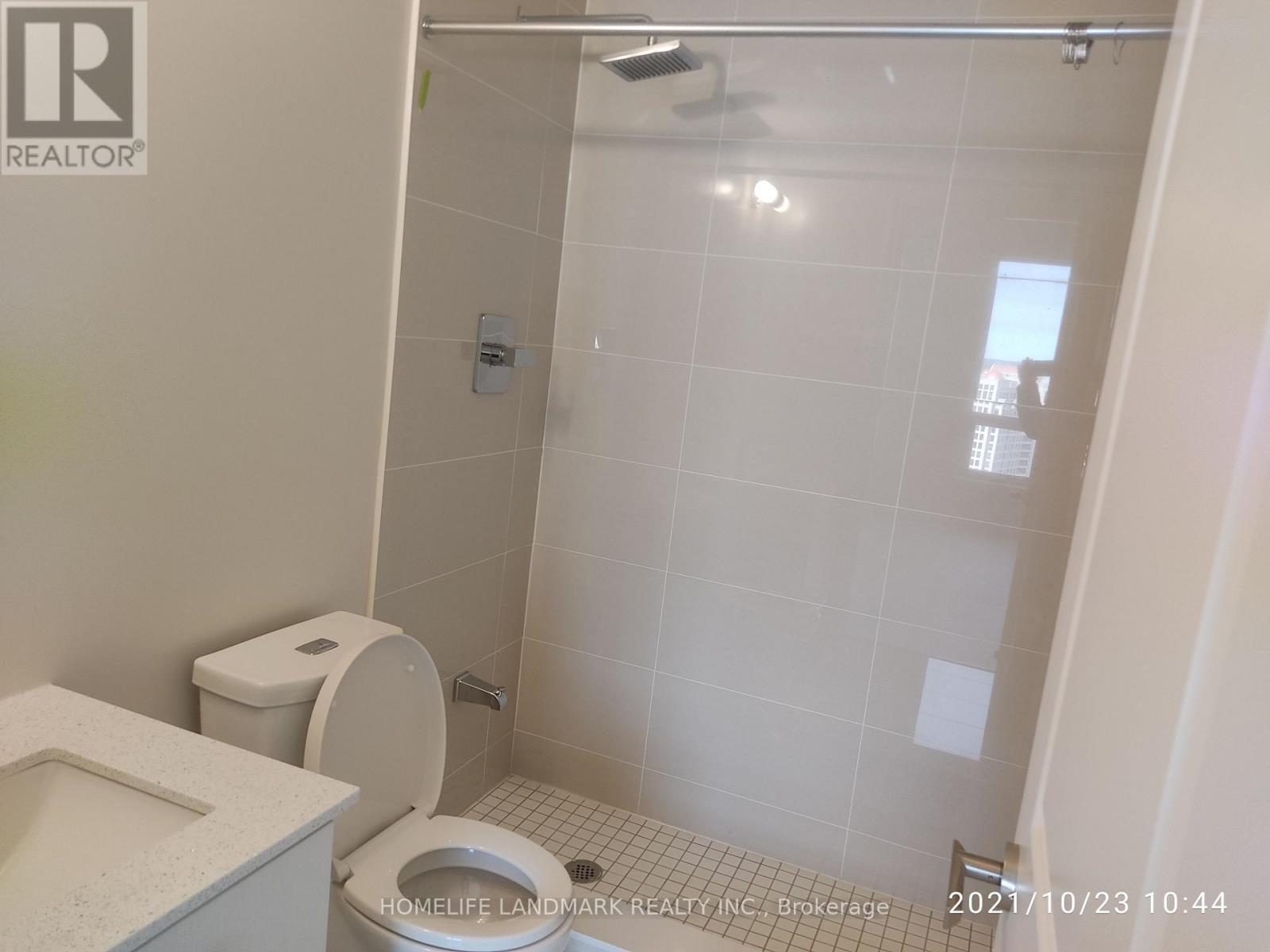 2001 - 9085 Jane Street, Vaughan, Ontario  L4K 0L8 - Photo 4 - N13729850