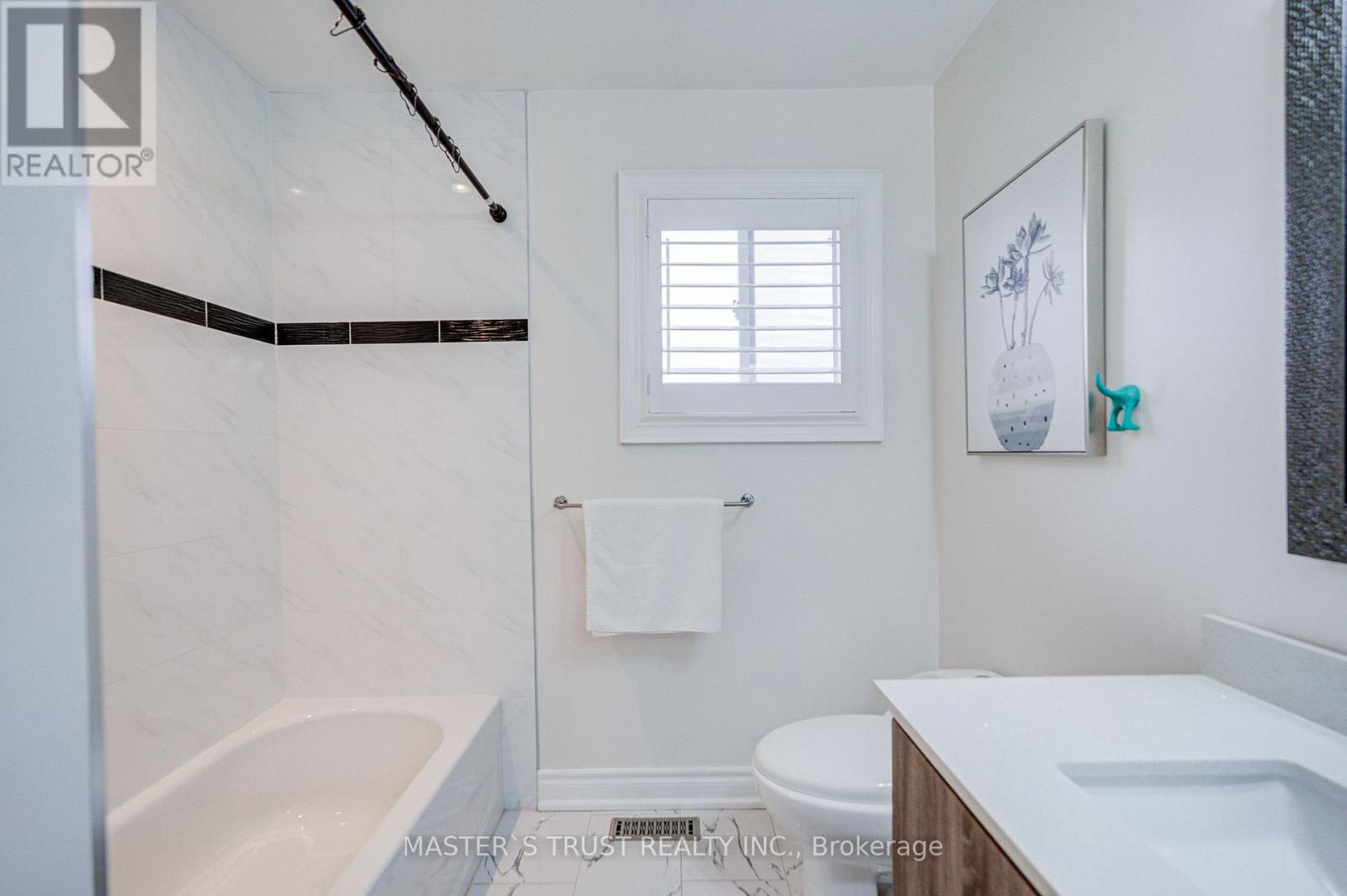 350 Coachwhip Trail, Newmarket, Ontario  L3X 2R6 - Photo 42 - N13729860