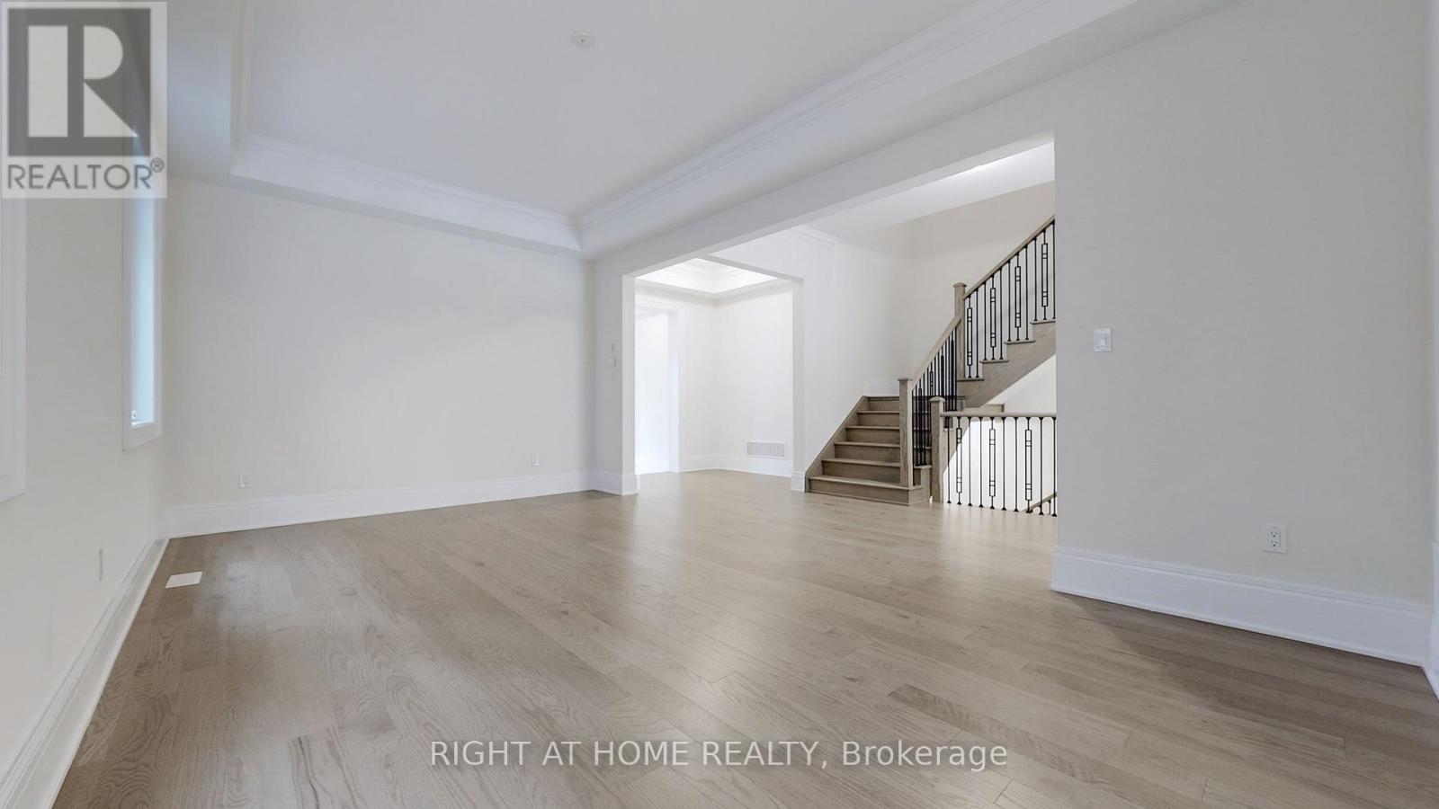 7 Adario Crescent, Vaughan, Ontario L3L 0G3 - Photo 16 - N13729866